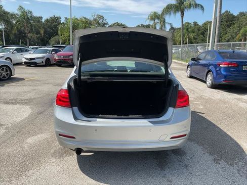 Used 2016 BMW 320i xDrive Sedan AWD/4WD image 8