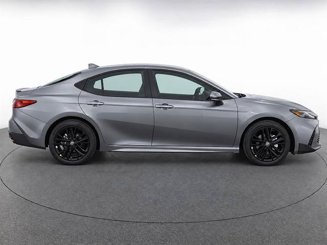 New 2026 Toyota Camry SE FWD image 4