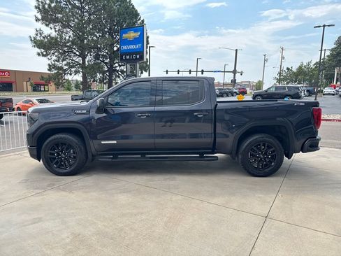 Used 2023 GMC Sierra 1500 Elevation w/ Elevation Premium Package AWD/4WD image 2