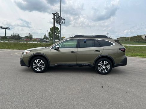 Used 2020 Subaru Outback Touring XT AWD/4WD image 10