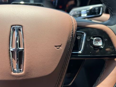 New 2026 Lincoln Aviator Reserve AWD/4WD image 36