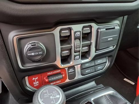 New 2026 Jeep Gladiator Mojave AWD/4WD image 19