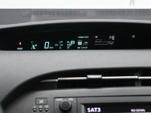 Used 2011 Toyota Prius Four w/ Navigation Pkg FWD image 10