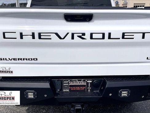 Used 2023 Chevrolet Silverado 1500 LT Trail Boss w/ Protection Package image 8