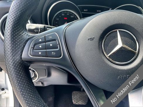 Used 2020 Mercedes-Benz GLA 250 4MATIC image 15