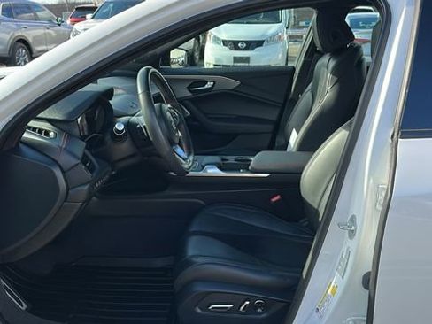 Used 2023 Acura TLX w/ A-SPEC Pkg image 9