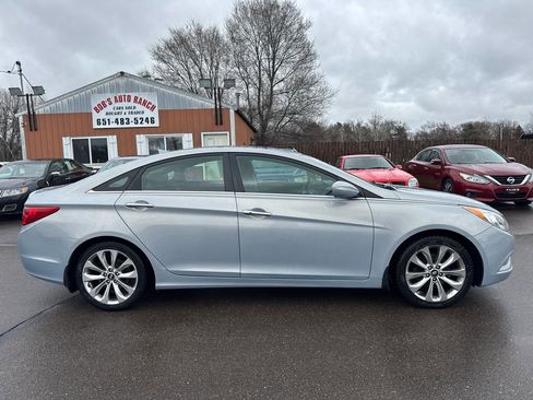 Used 2013 Hyundai Sonata SE w/ Navigation & Sunroof Pkg image 6