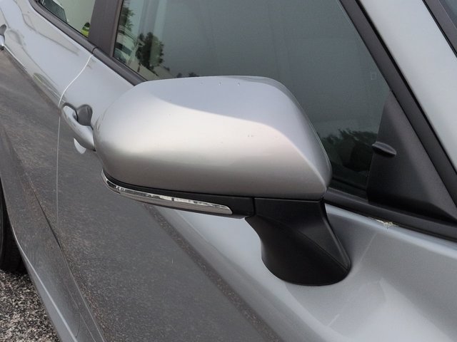 Used 2025 Toyota Camry LE FWD image 11