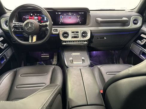 Used 2025 Mercedes-Benz G 550 image 24