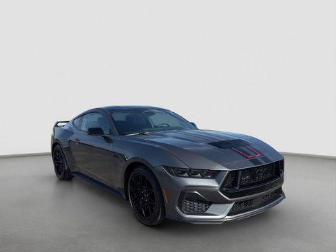 Used 2025 Ford Mustang GT Premium w/ GT Performance Package RWD image 8