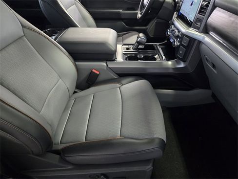 New 2025 Ford F150 Lariat w/ Equipment Group 501A Mid image 11