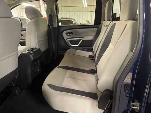 Certified 2024 Nissan Titan SV w/ SV Convenience Package image 29