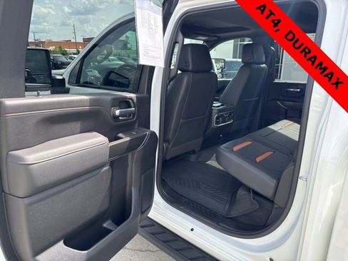 Used 2021 GMC Sierra 2500 AT4 w/ AT4 Premium Plus Package image 16