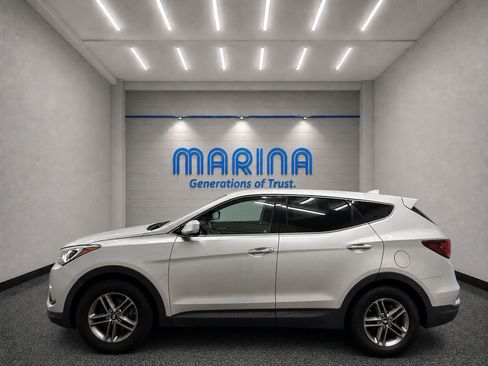 Used 2017 Hyundai Santa Fe Sport AWD/4WD image 10