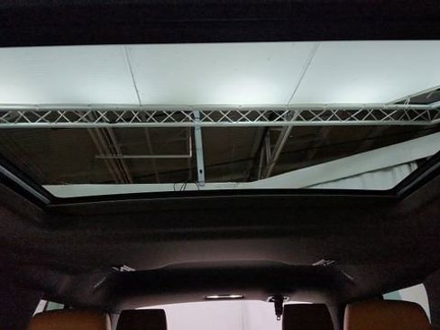 Certified 2023 Cadillac Escalade Premium Luxury w/ Performance Package image 17