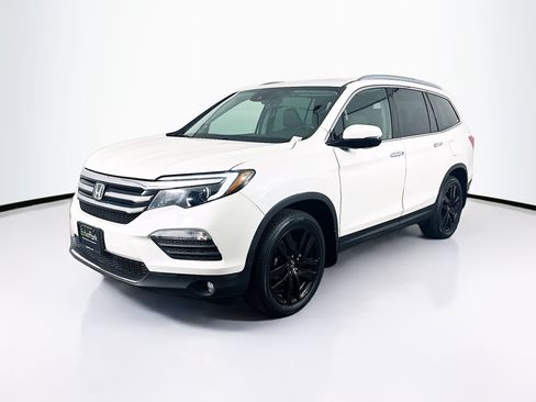 Used 2018 Honda Pilot Elite image 3