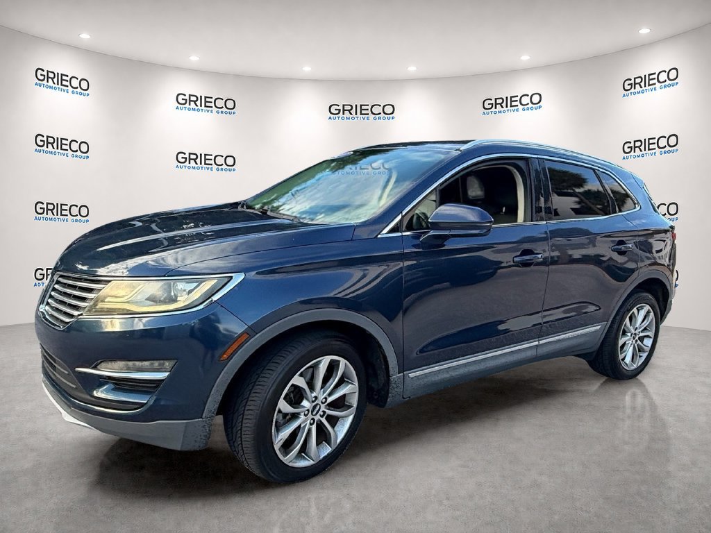 Used 2017 Lincoln MKC Select w/ Select Plus Package FWD image 3