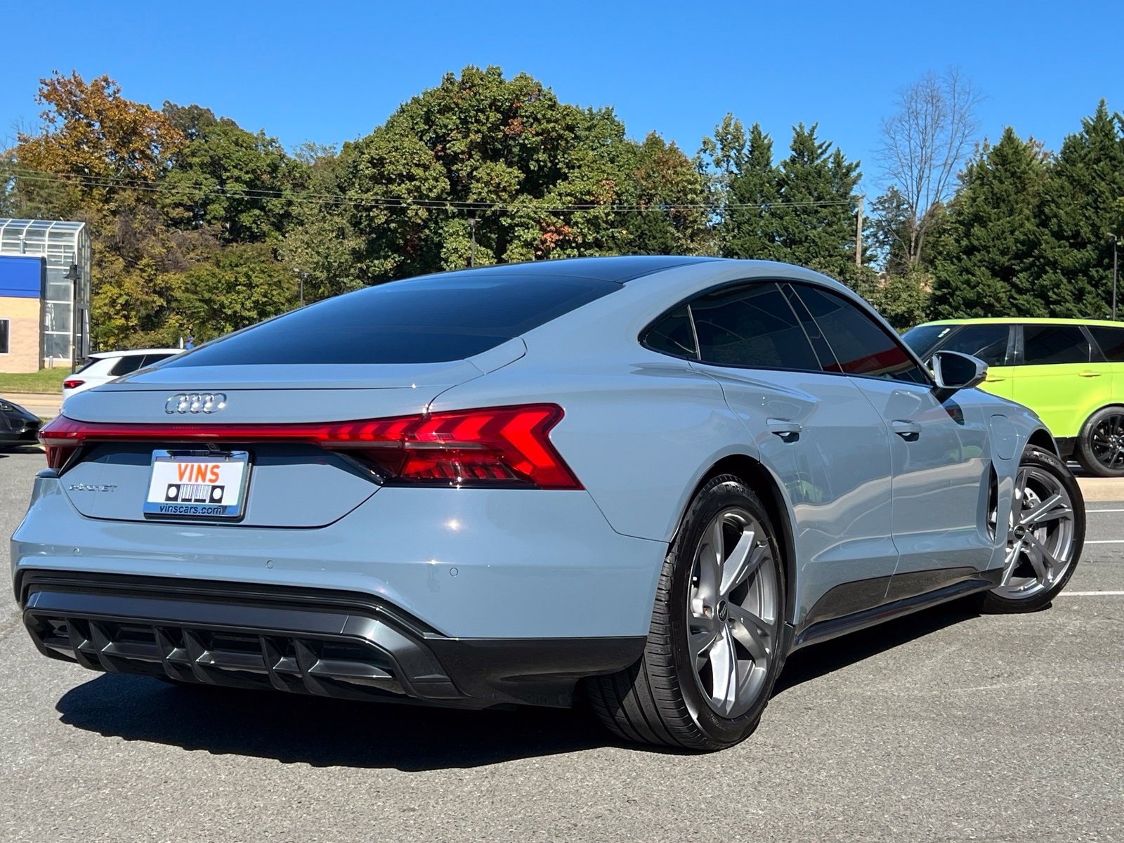 Used 2023 Audi e-tron GT Premium Plus AWD/4WD image 9