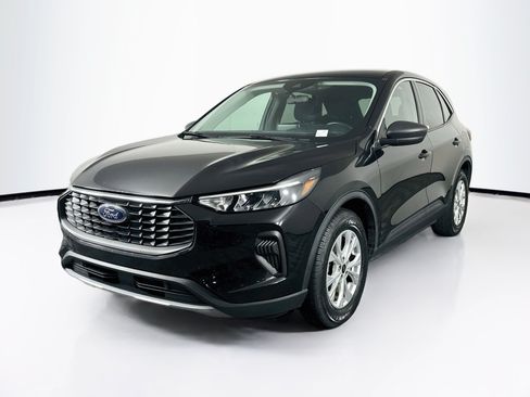 Used 2024 Ford Escape Active FWD image 3