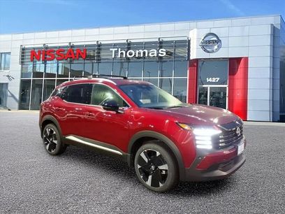 New 2026 Nissan Kicks SR w/ Cold Weather Package