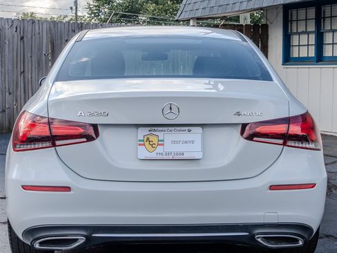 Used 2019 Mercedes-Benz A 220 4MATIC w/ Premium Package image 4
