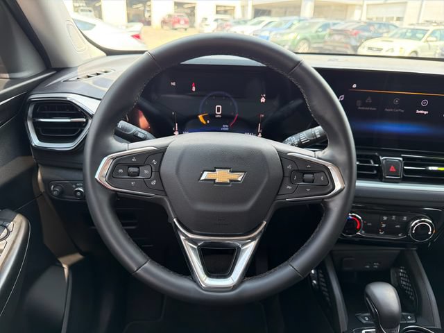 Used 2026 Chevrolet TrailBlazer LT w/ LT Cold Weather Package FWD image 10