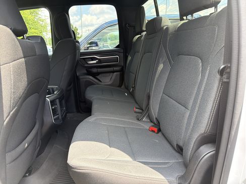 Used 2022 RAM 1500 Big Horn AWD/4WD image 11