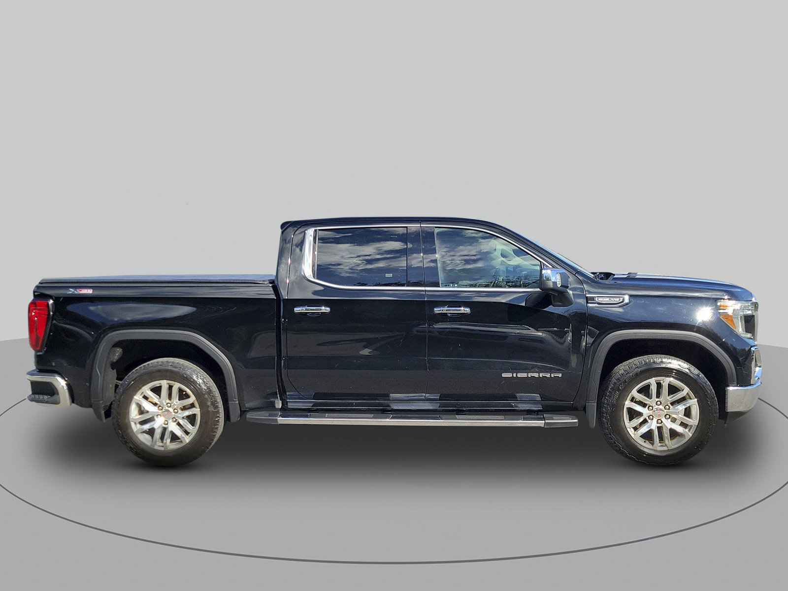 Used 2019 GMC Sierra 1500 SLT w/ SLT Premium Plus Package AWD/4WD image 2