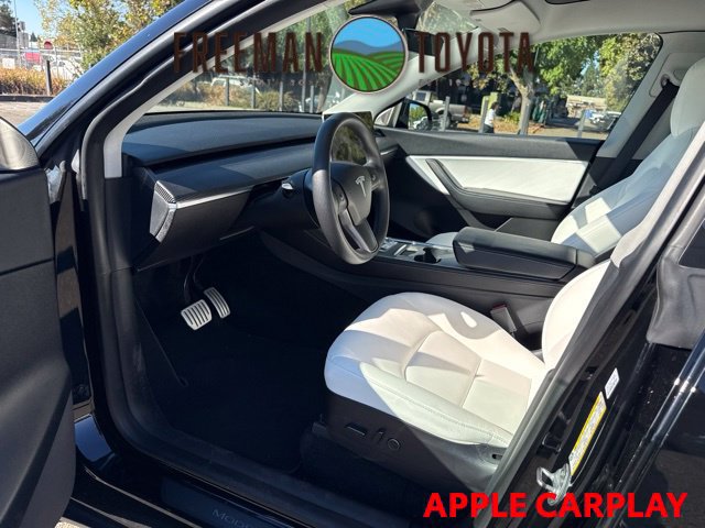 Used 2022 Tesla Model Y Performance AWD/4WD image 6