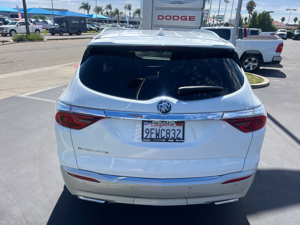 Used 2023 Buick Enclave Essence w/ Experience Buick Package FWD image 19