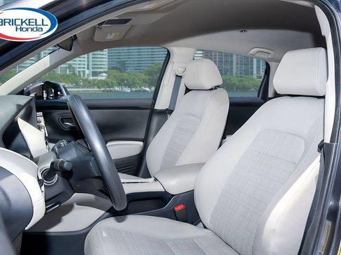 Certified 2024 Honda HR-V LX image 18
