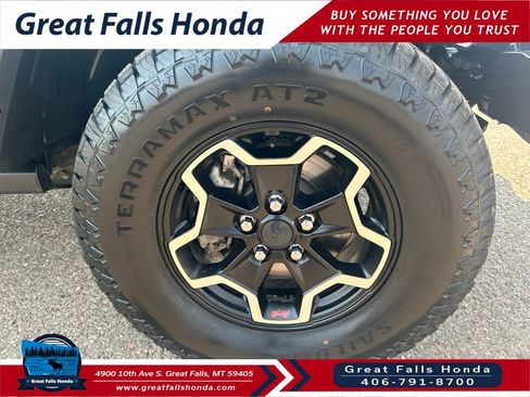 Used 2020 Jeep Gladiator Rubicon w/ Advanced Safety Group AWD/4WD image 33