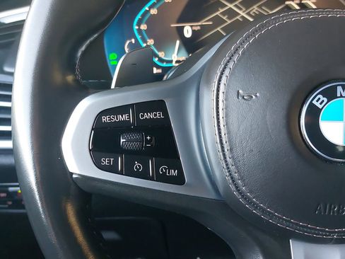 Used 2019 BMW X5 xDrive50i w/ M Sport Package image 17