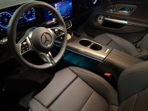 New 2027 Mercedes-Benz CLA 350 image 9