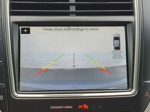 Used 2017 Lincoln MKX Reserve w/ Lincoln MKX Climate Package image 31