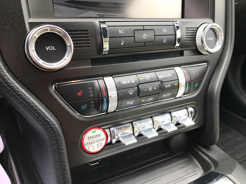 Used 2015 Ford Mustang GT Premium RWD image 20