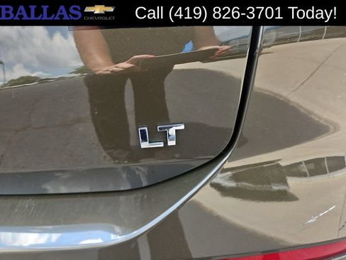 Certified 2023 Chevrolet Equinox LT FWD image 32