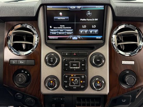 Used 2016 Ford F350 Lariat w/ Lariat Ultimate Package AWD/4WD image 24