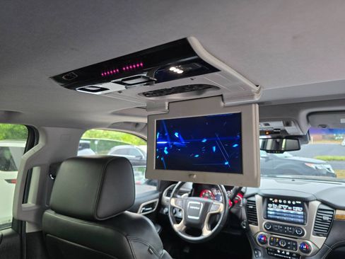 Used 2016 GMC Yukon Denali w/ Open Road Package AWD/4WD image 40