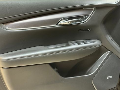 Certified 2023 Cadillac XT6 Luxury image 13