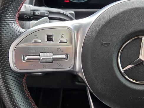 Certified 2022 Mercedes-Benz GLB 250 4MATIC image 26
