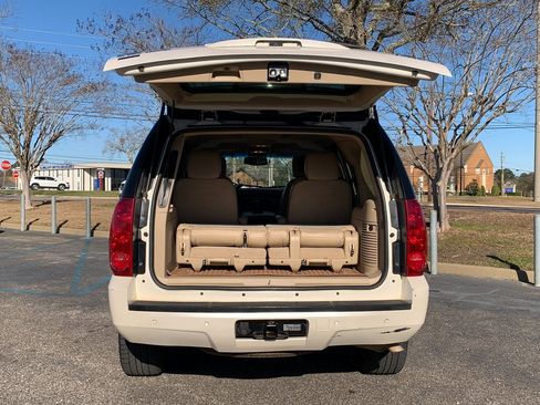 Used 2012 GMC Yukon SLT w/ SLT-2 Equipment Package image 7
