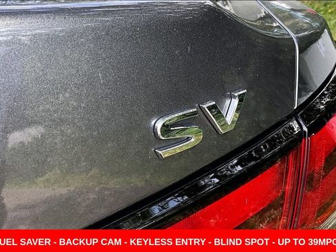 Used 2021 Nissan Sentra SV FWD image 23