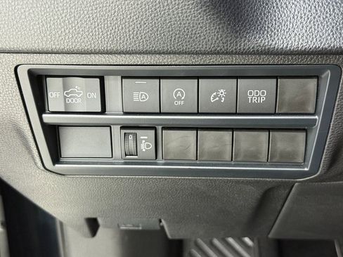 Used 2025 Toyota Tundra SR5 image 11