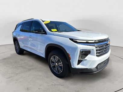 Certified 2025 Chevrolet Traverse LT