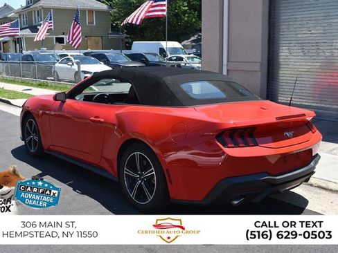 Used 2024 Ford Mustang Convertible RWD image 14
