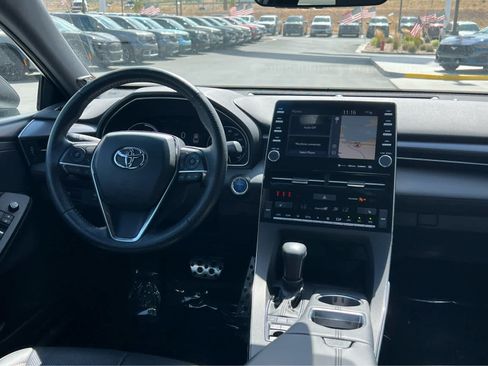 Used 2022 Toyota Avalon XSE FWD image 24