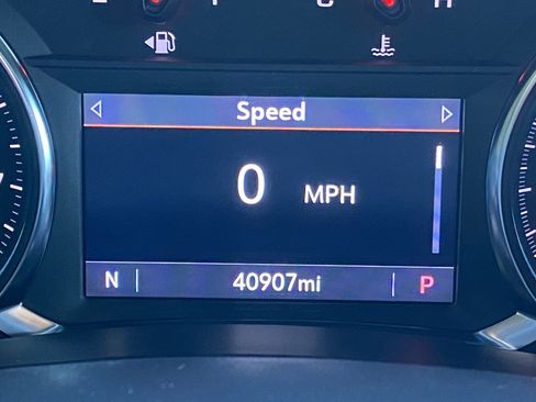 Used 2024 Chevrolet Equinox RS w/ RS Leather Package image 22