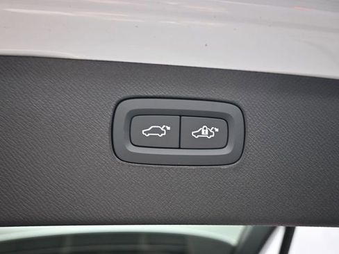 New 2026 Volvo XC90 T8 Plus w/ Protection Package Premier AWD/4WD image 34