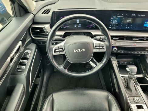 Used 2025 Kia Telluride S AWD/4WD image 11